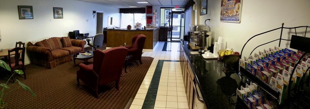Americas Best Value Inn Bowie Экстерьер фото