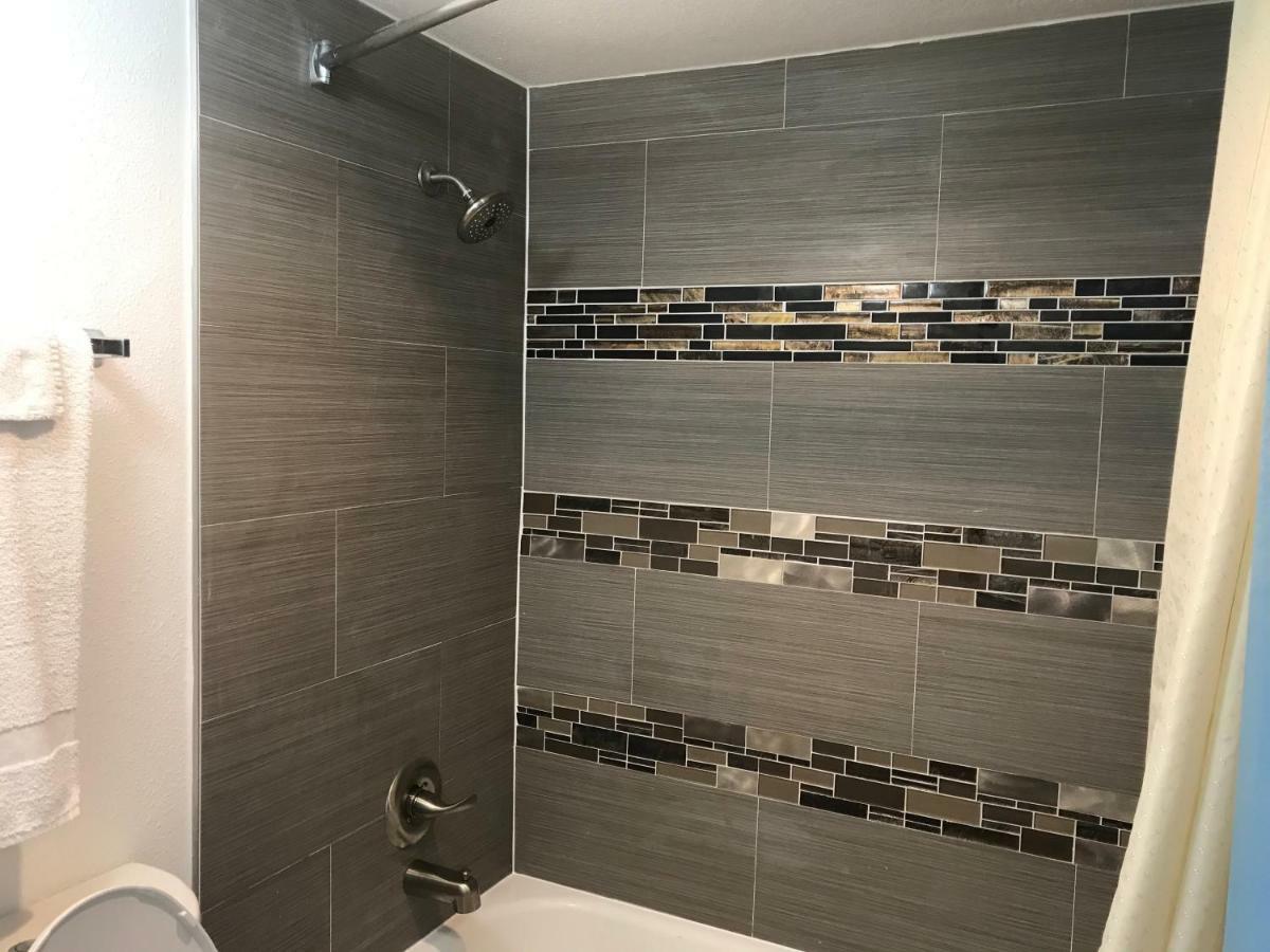 Americas Best Value Inn Bowie Экстерьер фото