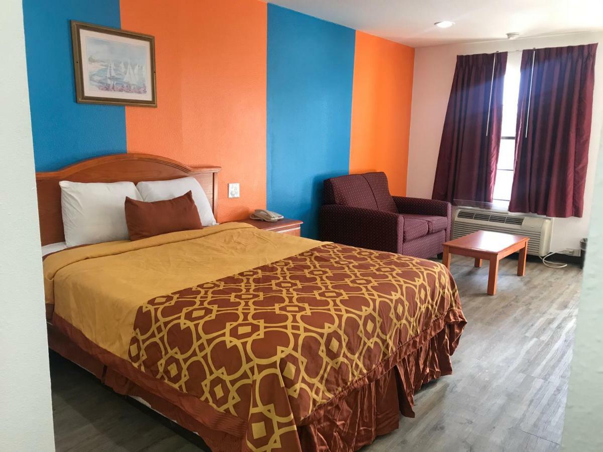 Americas Best Value Inn Bowie Экстерьер фото