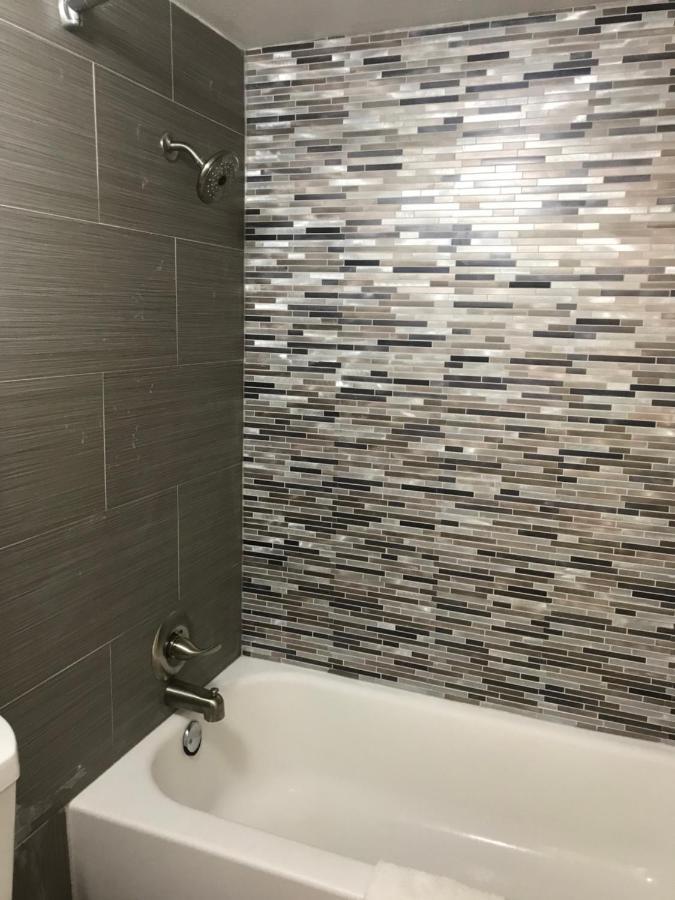 Americas Best Value Inn Bowie Экстерьер фото