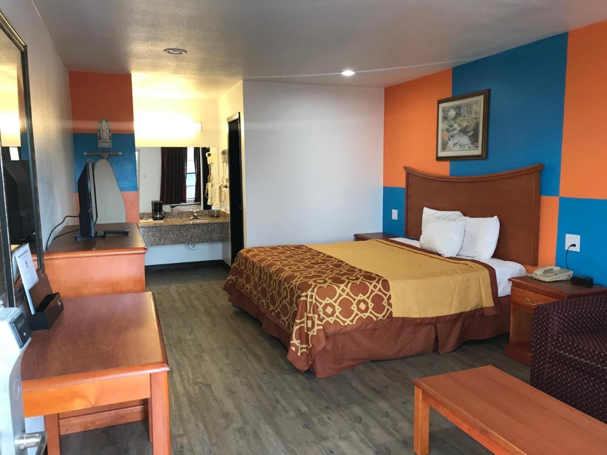 Americas Best Value Inn Bowie Экстерьер фото